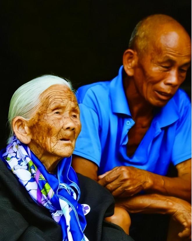 日本兵儿子光棍一辈子最大想法是砍死父亲人生就是博-尊龙凯时母亲是慰安妇父亲是(图3)