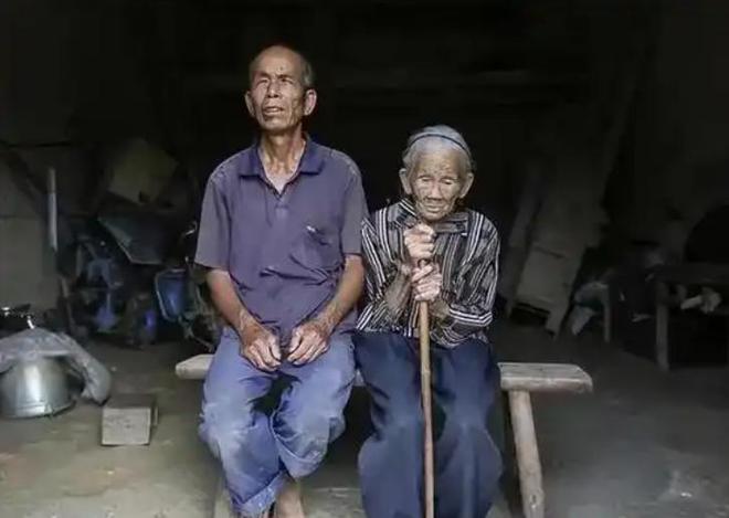 日本兵儿子光棍一辈子最大想法是砍死父亲人生就是博-尊龙凯时母亲是慰安妇父亲是(图14)