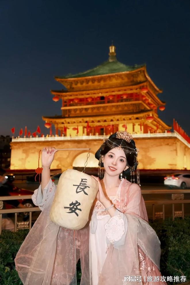 系方式西安金牌导游多少钱一天超值推荐人生就是博-尊龙凯时西安金牌导游联(图2)